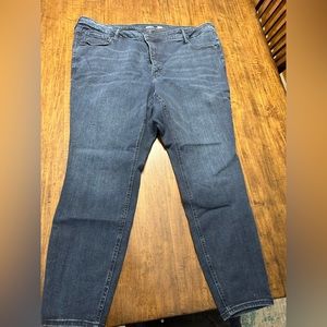 Dark Wash Old Navy Rockstar Super Skinny High Rise Jean, Size 24